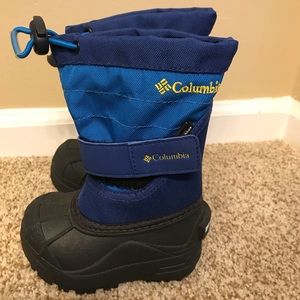 Baby size 5 Columbia boots
